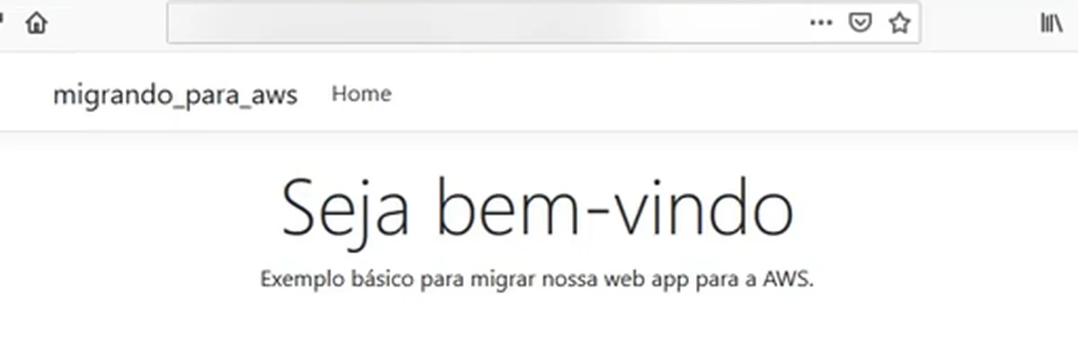 A aplicação de exemplo, com o título Seja bem-vindo, aberta no navegador pelo DNS público da EC2 (endereço borrado)