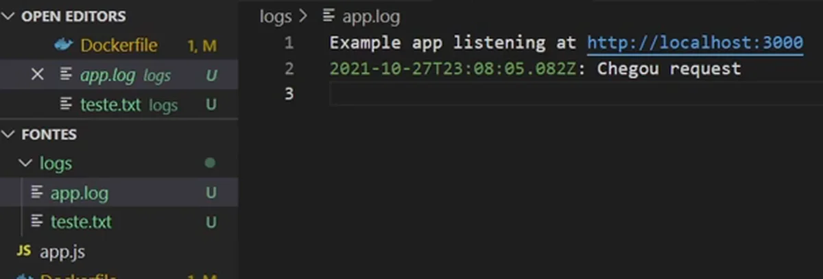 A pasta logs no host, com app.log e teste.txt, e o app.log aberto com a linha Chegou request